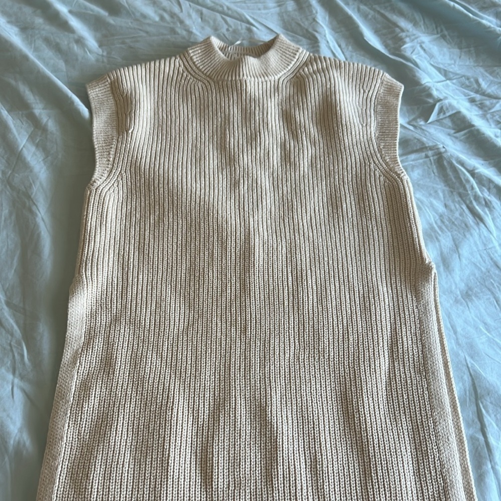 H&M Sleeveless Ribbed Tunic - Picture 2 of 10